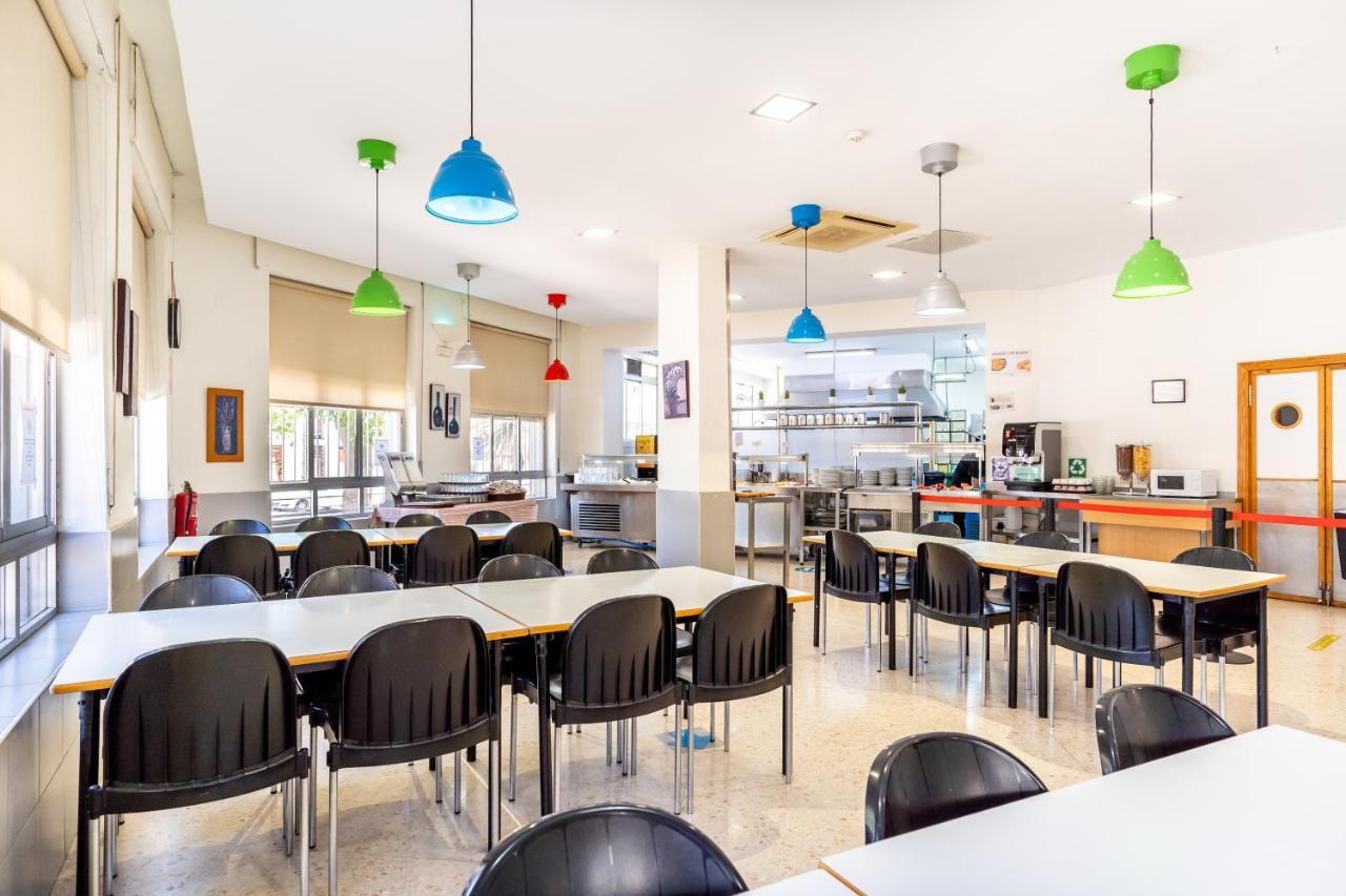 Albergue Inturjoven Malaga Bagian luar foto