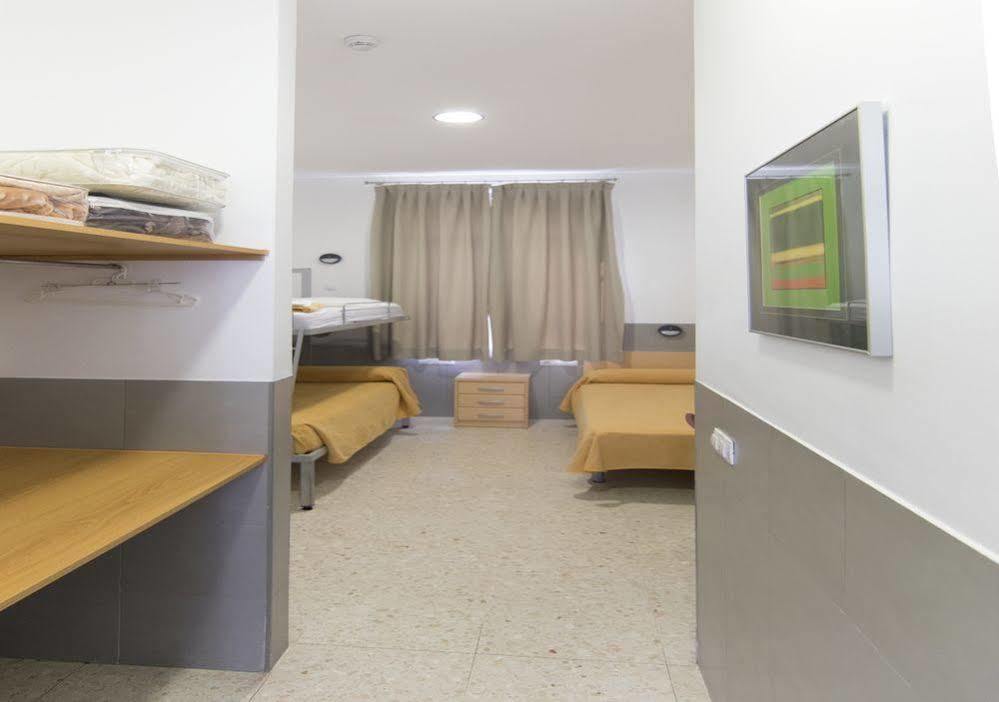 Albergue Inturjoven Malaga Bagian luar foto
